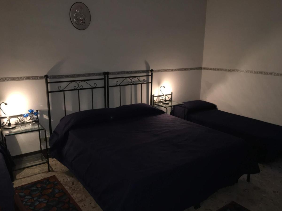 B&B Mistral Di Lizzio Salvatore Giarre Kültér fotó