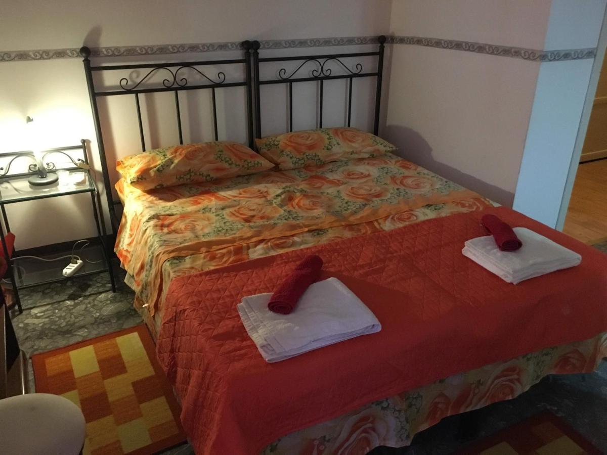 B&B Mistral Di Lizzio Salvatore Giarre Kültér fotó