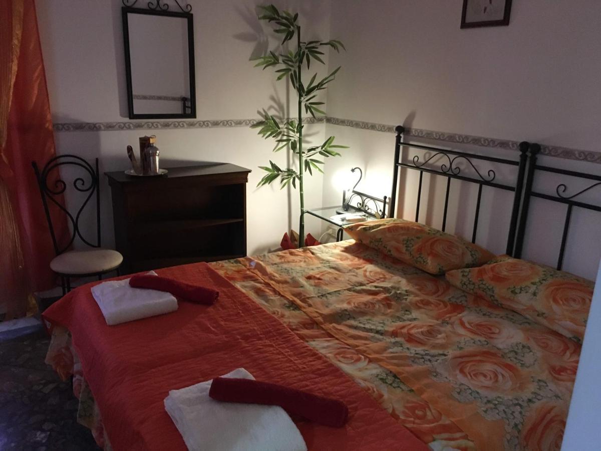 B&B Mistral Di Lizzio Salvatore Giarre Kültér fotó