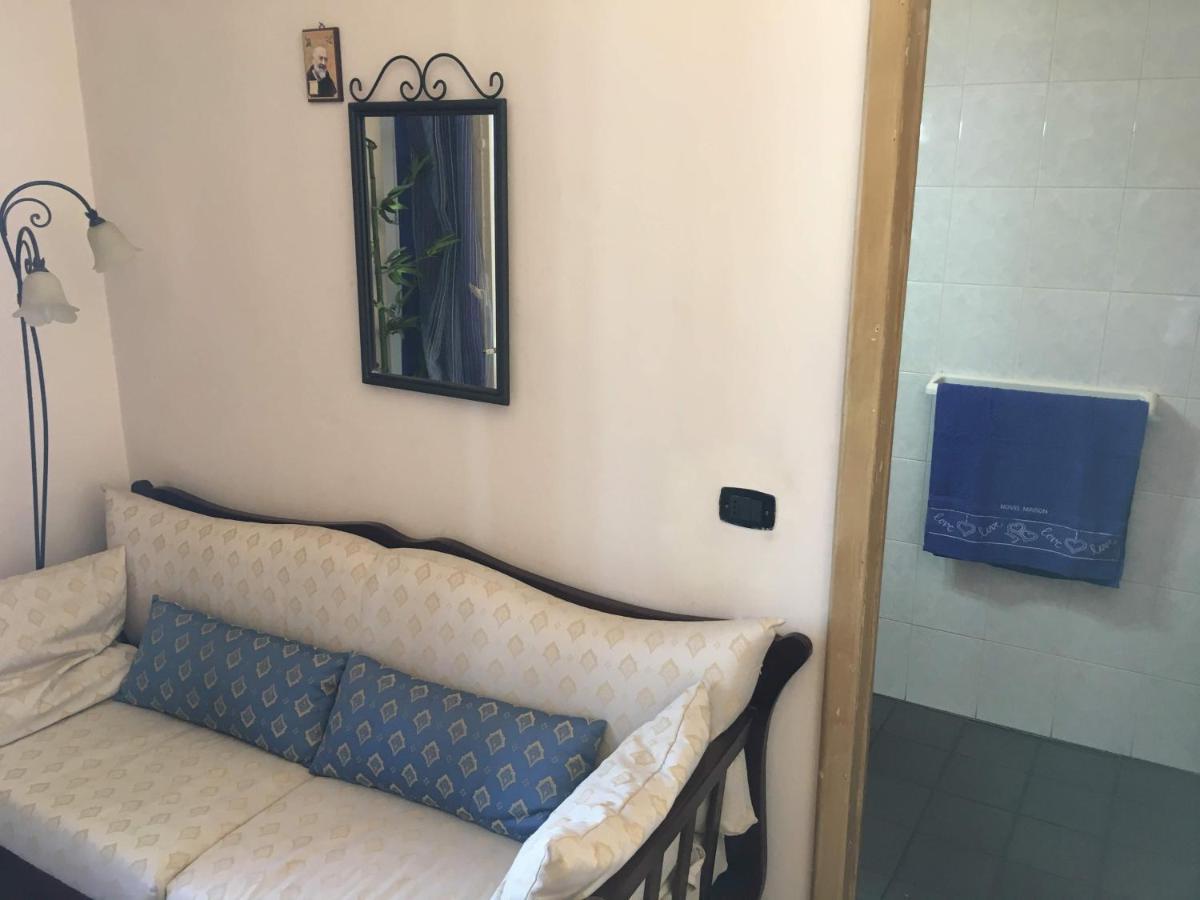 B&B Mistral Di Lizzio Salvatore Giarre Kültér fotó