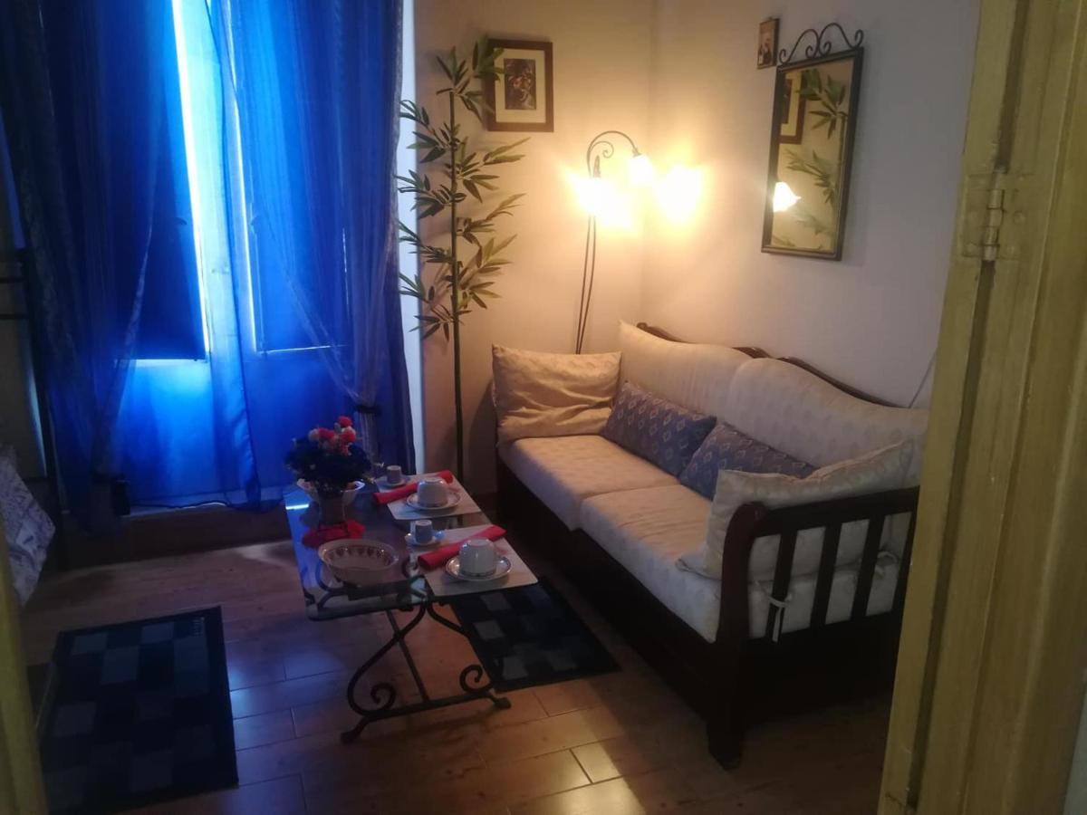 B&B Mistral Di Lizzio Salvatore Giarre Kültér fotó